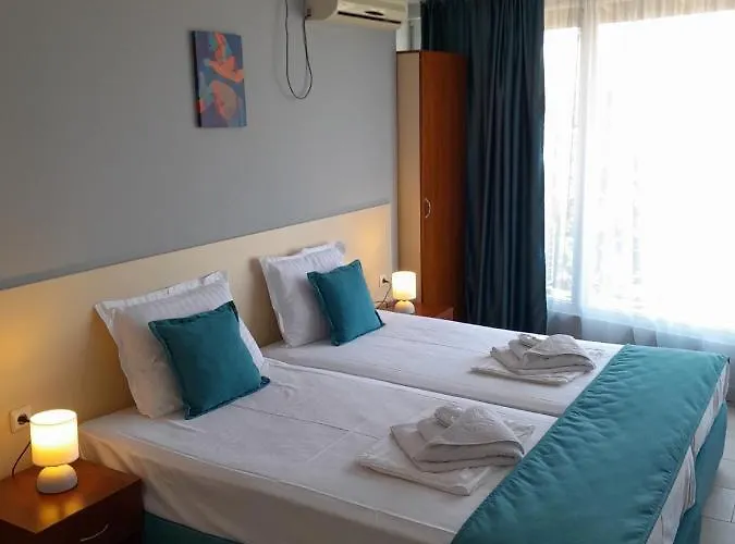 аурелия бей * Ravda