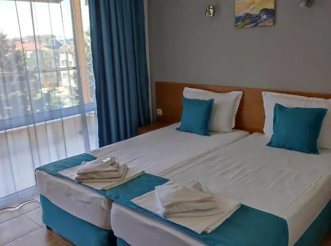 аурелия бей Hotel *