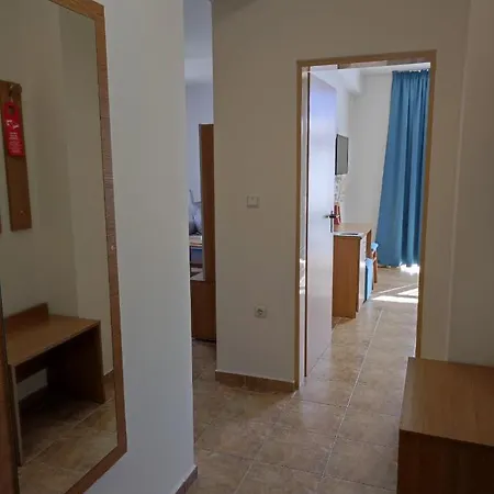 аурелия бей Hotel *