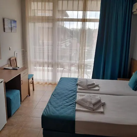 аурелия бей Hotel *