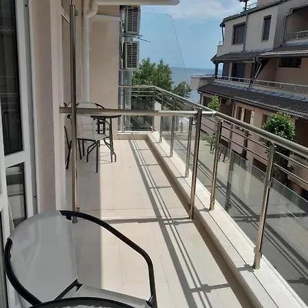 аурелия бей Hotel *