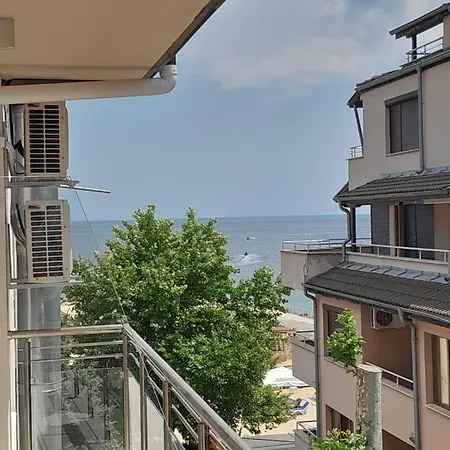 аурелия бей Hotel *