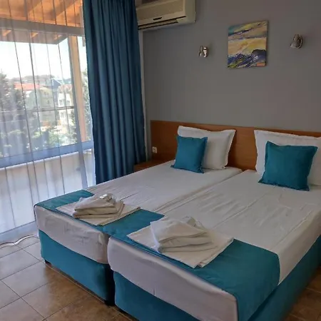 аурелия бей Hotel *