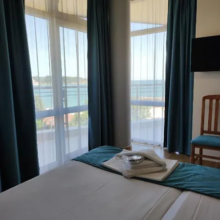 аурелия бей Hotel