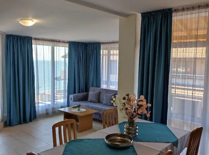 Hotel аурелия бей Ravda