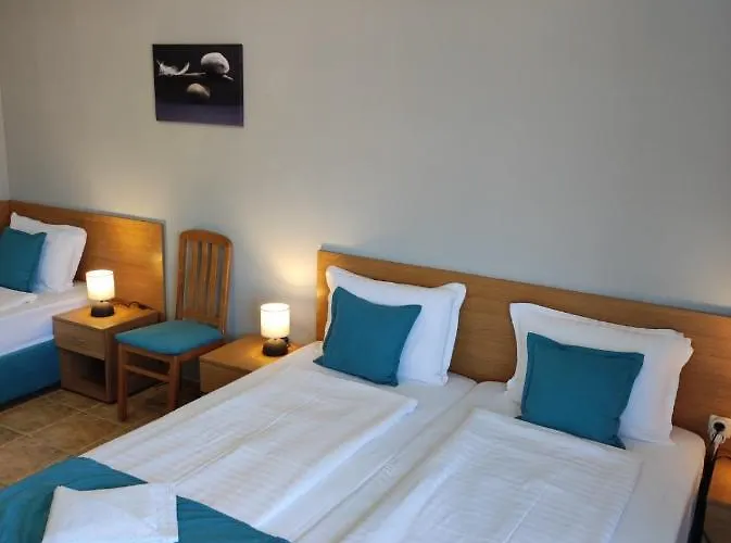 Hotel аурелия бей *