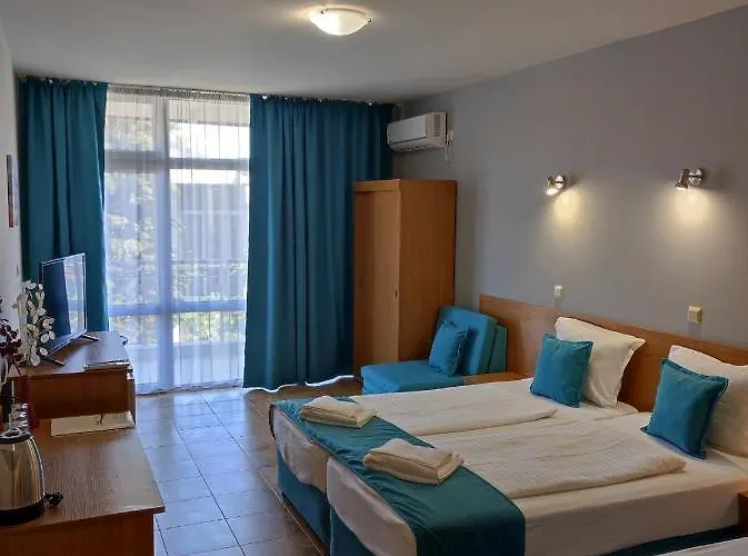 аурелия бей Hotel